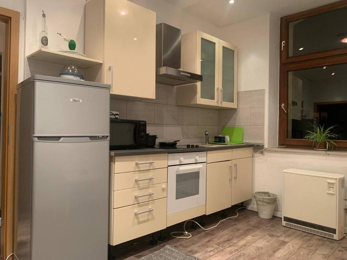 2 Room Apartament Messe Есен Екстериор снимка