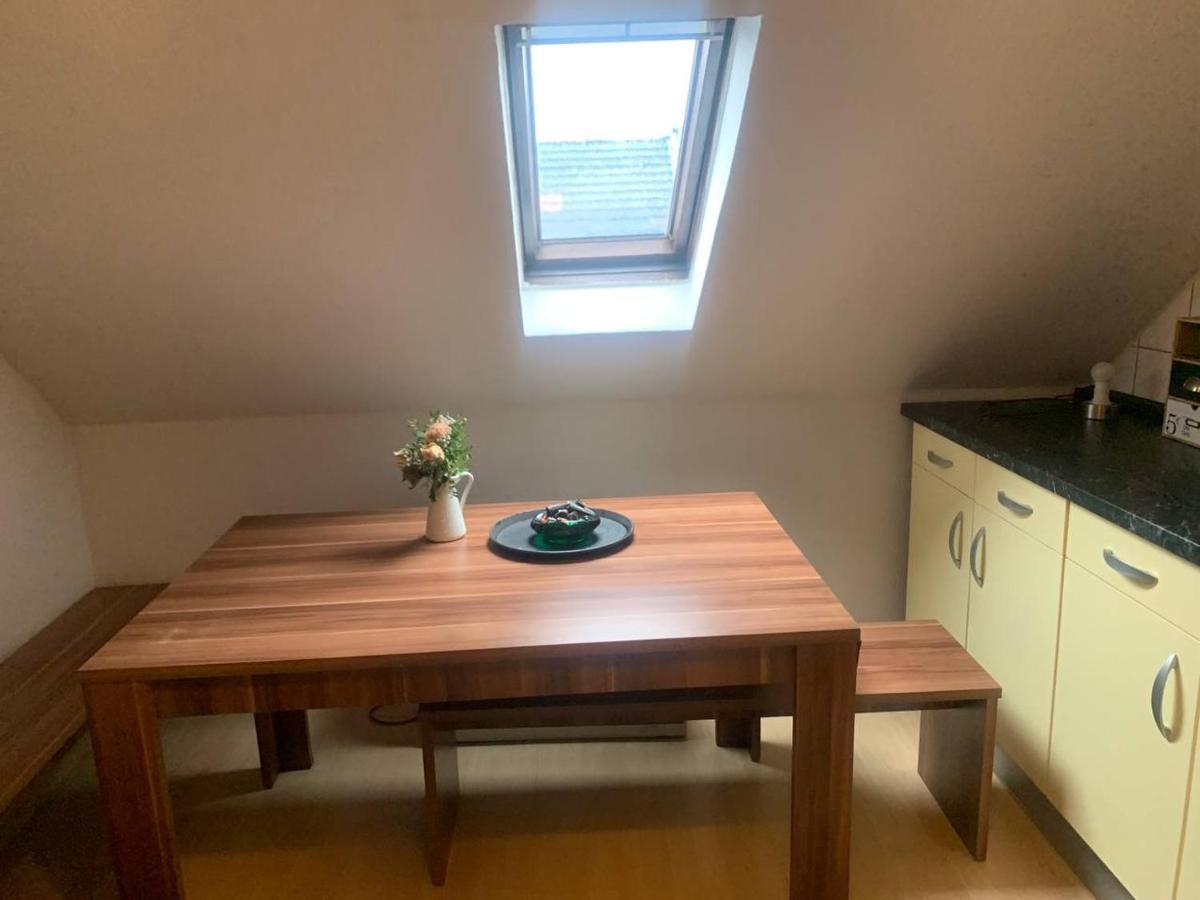 2 Room Apartament Messe Есен Екстериор снимка