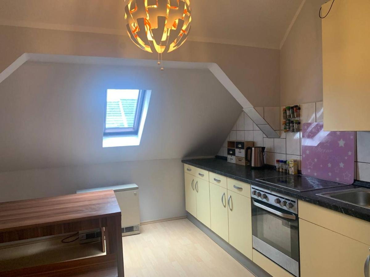 2 Room Apartament Messe Есен Екстериор снимка