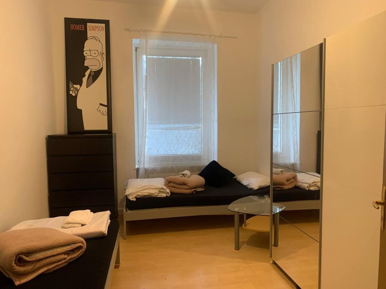 2 Room Apartament Messe Есен Екстериор снимка