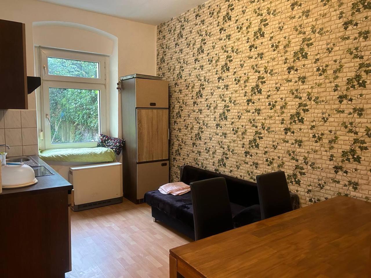 2 Room Apartament Messe Есен Екстериор снимка